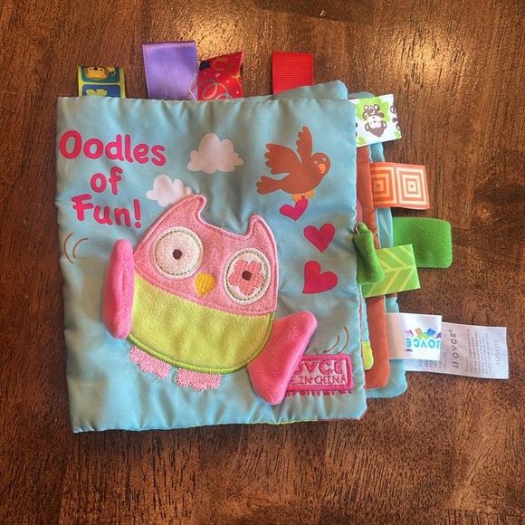 Baby girl lovey items - Picture 5 of 9